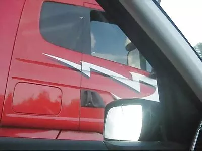 Jada Stevens kehrt zum Bus zurück reife frauen selbstbefriedigung
