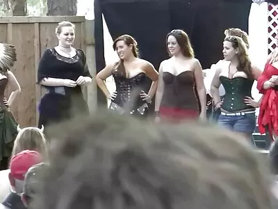 Süße Jessi Foster reife frau kostenlos