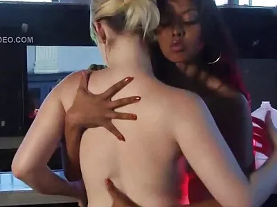 The Resident deutsche geile reife Slut: Teil 2 Video (Bill Bailey, Keisha Grey)