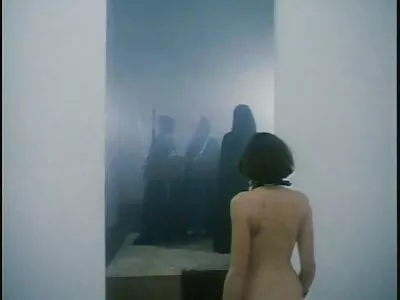 Mädchen mit großem nackte reife frauenbilder Arsch in der Dusche (Alisa Ford)