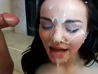Coach's Boner-Video (Emmanuelle nackte reife frauen kostenlos London)
